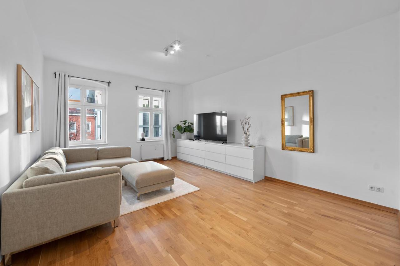 Beautiful 80sqm In Berlin-mitte Apartment Berlin