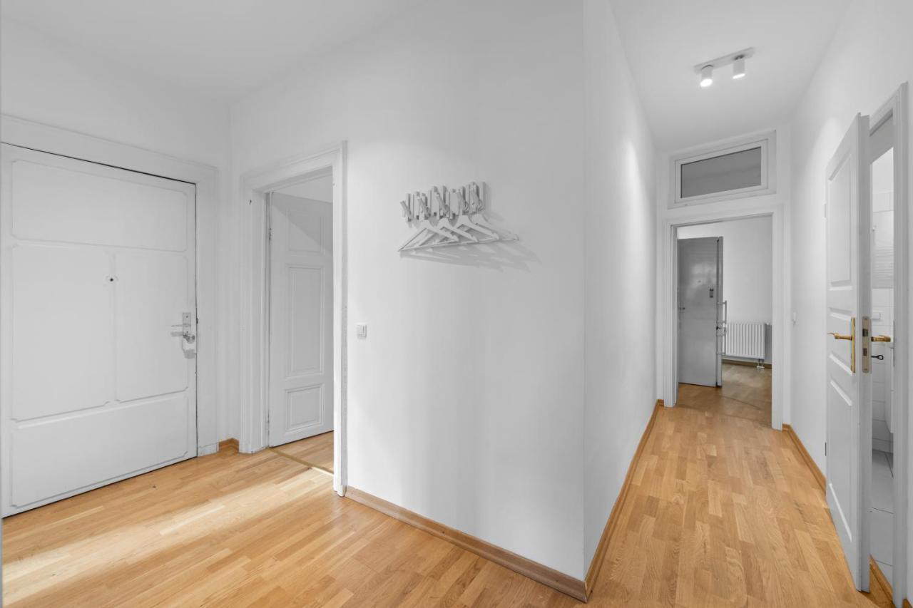 Beautiful 80sqm In Berlin-mitte Appartement *